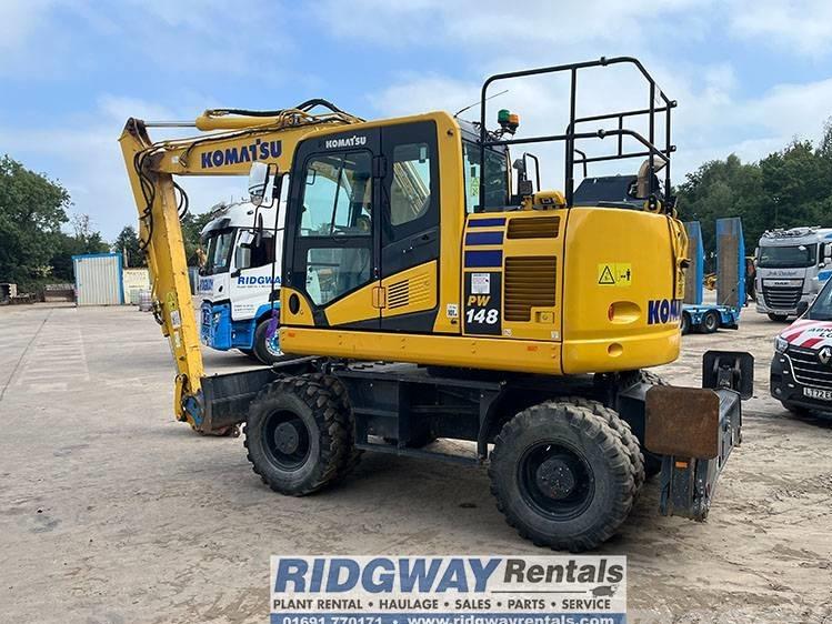 Excavator pe roti - Komatsu PW 148-11