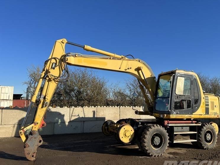 Excavator pe roti - Komatsu PW130-6