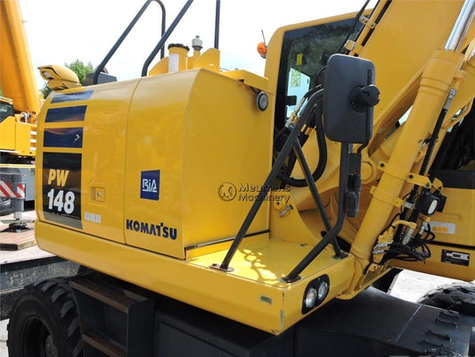 Excavator pe roti - Komatsu PW148