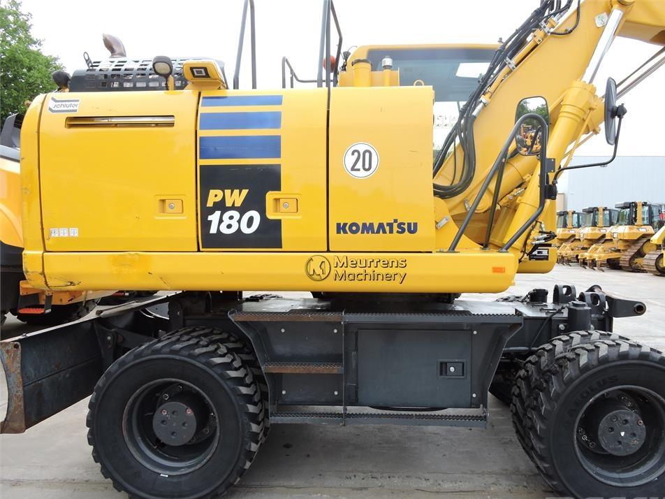 Excavator pe roti - Komatsu PW180-10 German+New tyres