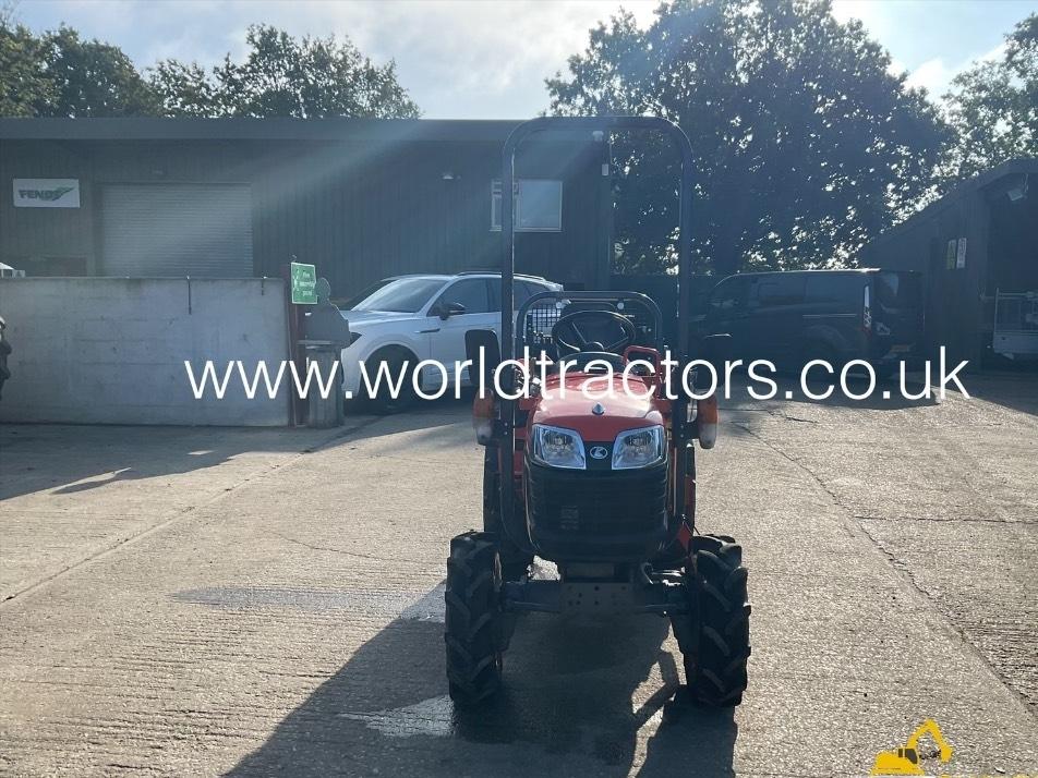 Tractor - Kubota B 1241
