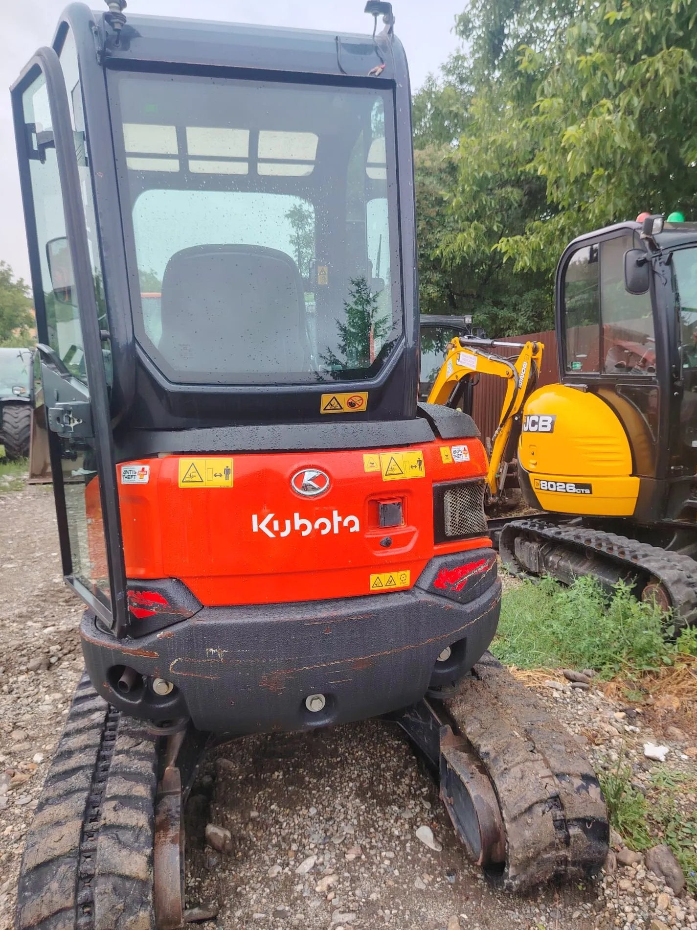 Minbiexcavator- Kubota U27