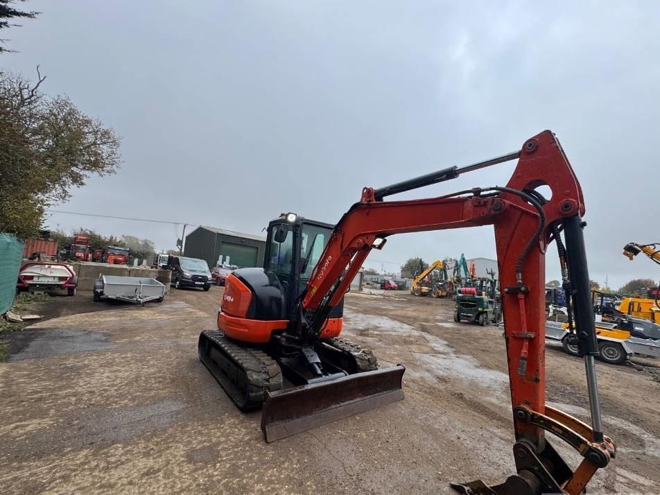 Miniexcavator - Kubota U48-4