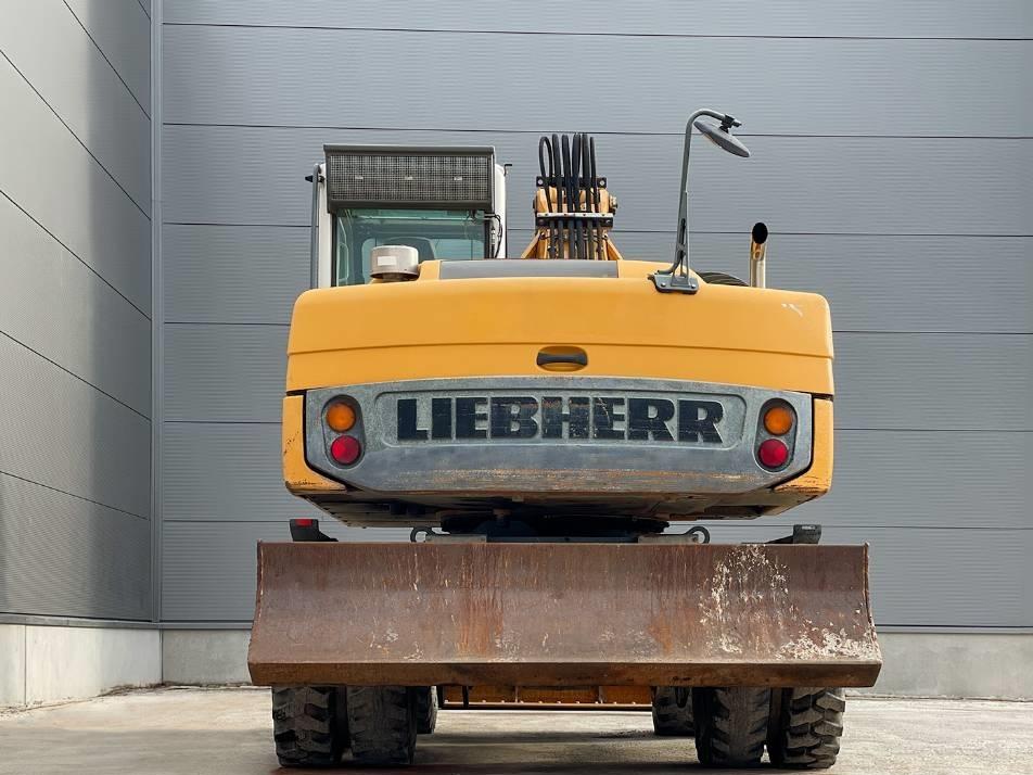 Excavator pe roti - Liebherr A 314 Litronic