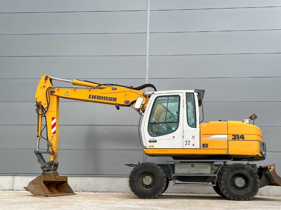Excavator pe roti - Liebherr A 314 Litronic