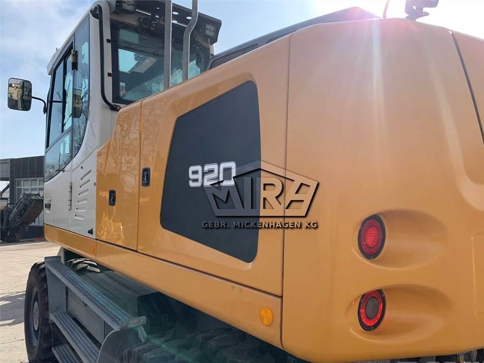 Excavator pe roti - Liebherr A 920 Litronic