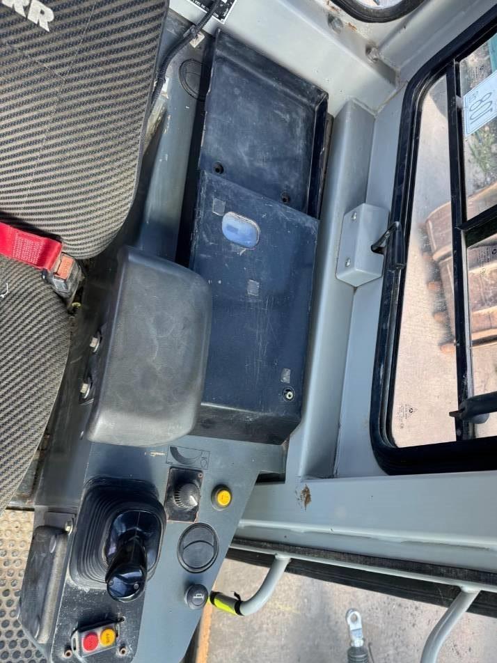 Incarcator frontal - Liebherr LR 614