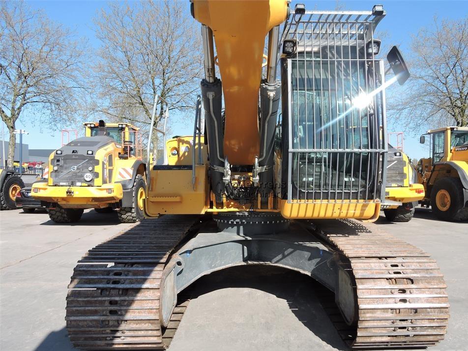 Excavator pe senile - Liebherr R926LC