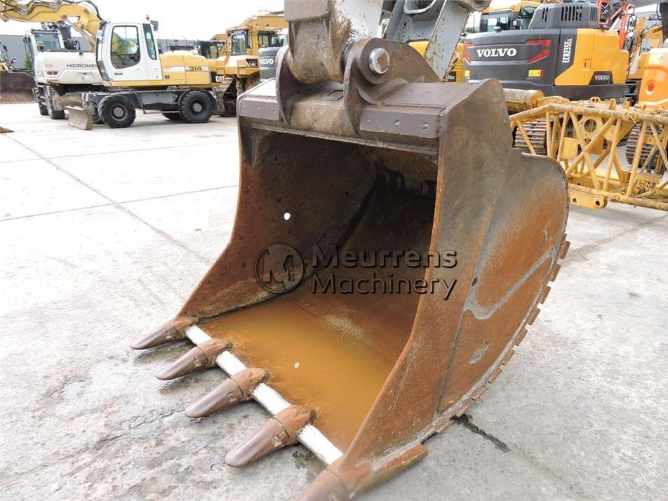 Excavator pe senile - Liebherr R950