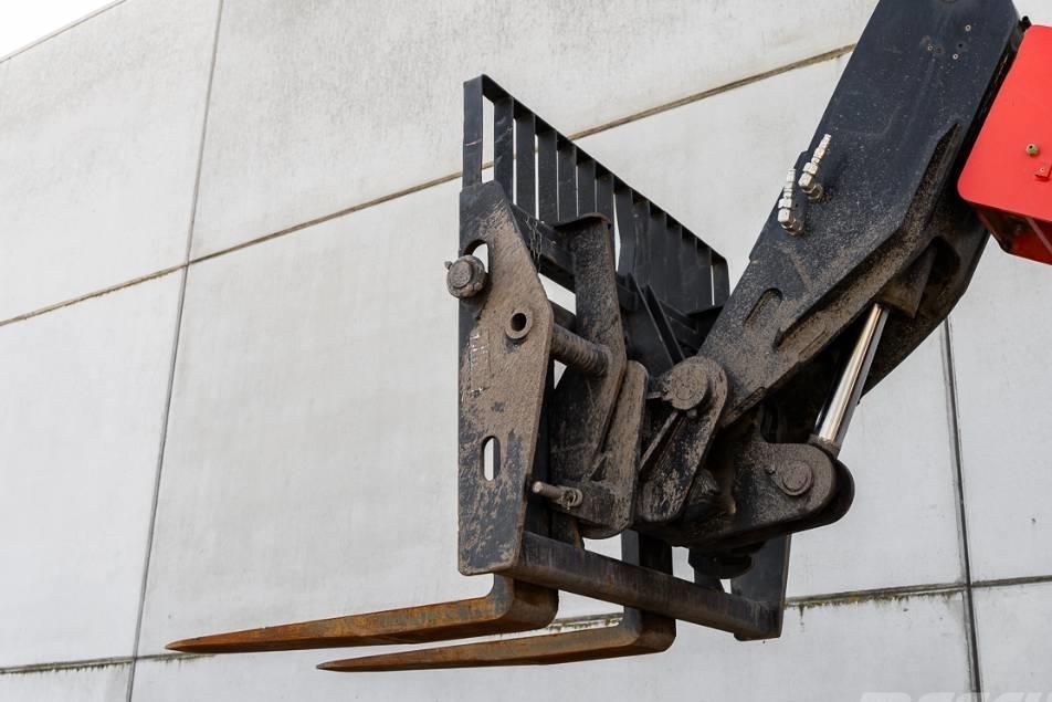 Incarcator telescopic - Manitou MHT 780