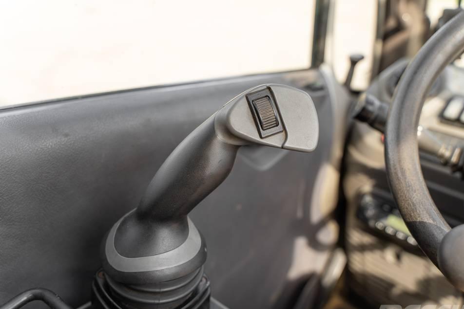 Incarcator telescopic - Manitou MRT 2550