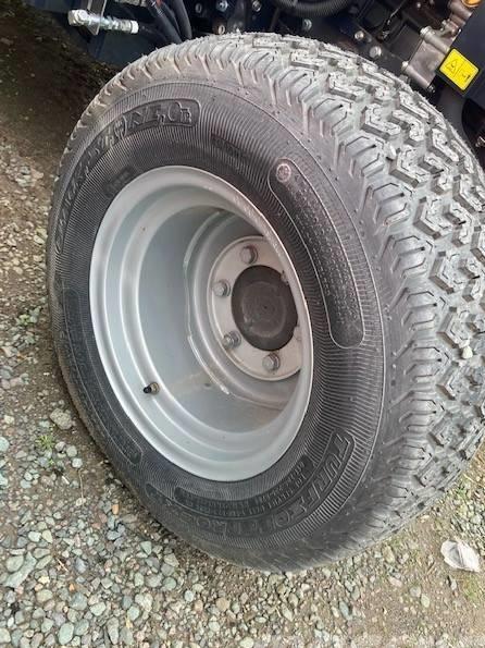 Tractor - Massey Ferguson 1750M HC COMPACT TRACTOR