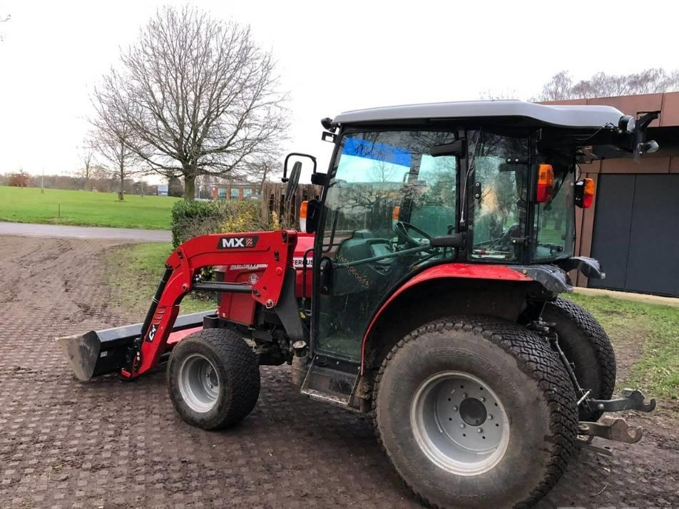Tractor - Massey Ferguson 1750M HC