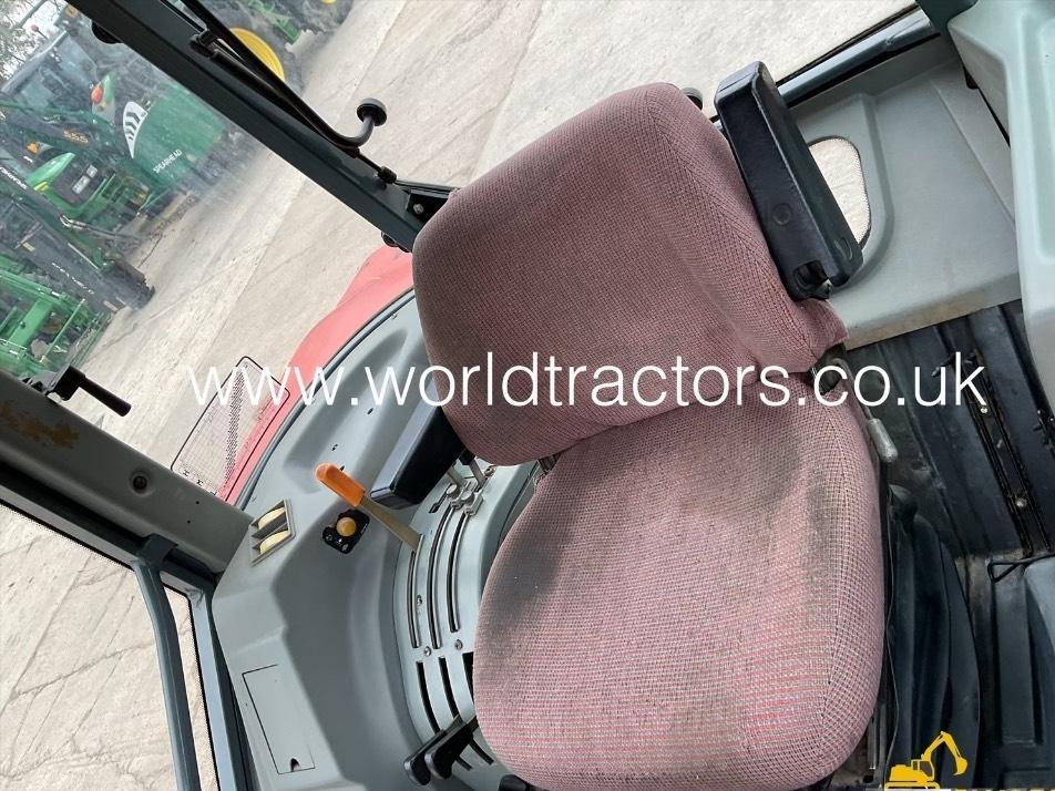 Tractor - Massey Ferguson 4235