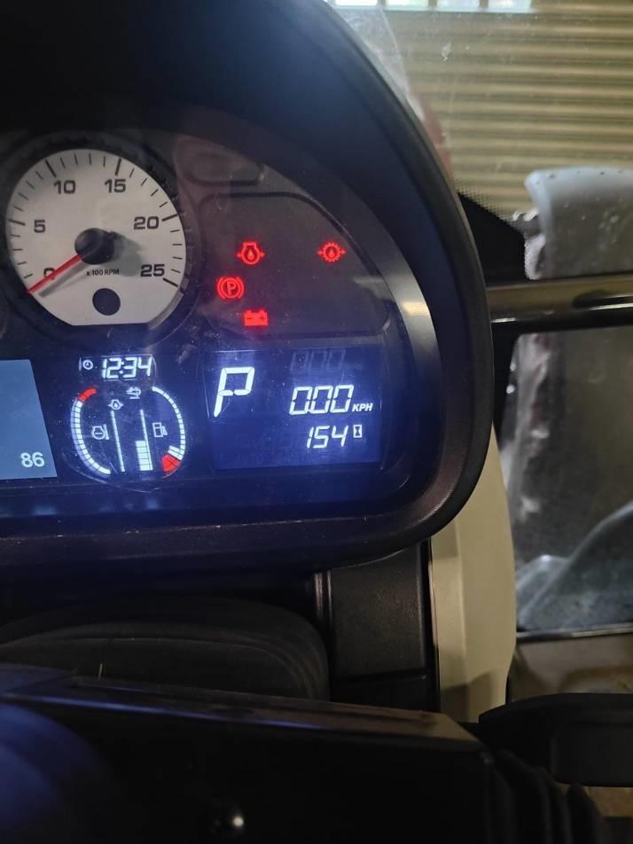 Tractor - Massey Ferguson 5709m cab