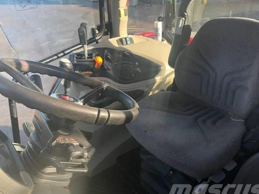 Tractor - Massey Ferguson 5711 GLOBAL