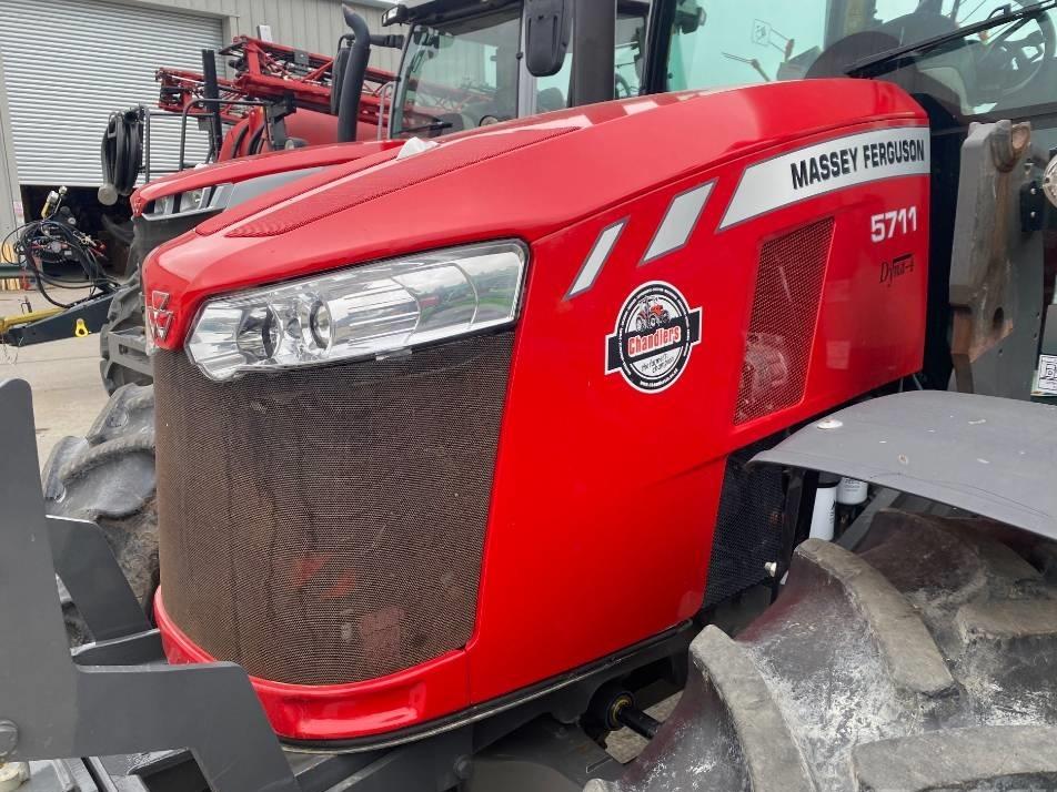 Tractor - Massey Ferguson 5711