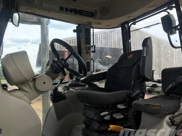 Tractor - Massey Ferguson 5712S