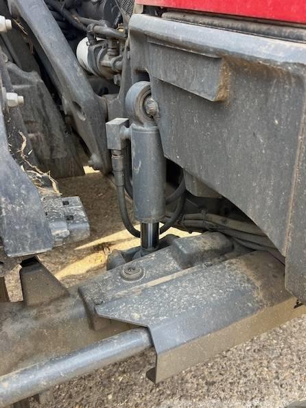 Tractor - Massey Ferguson 5S.145