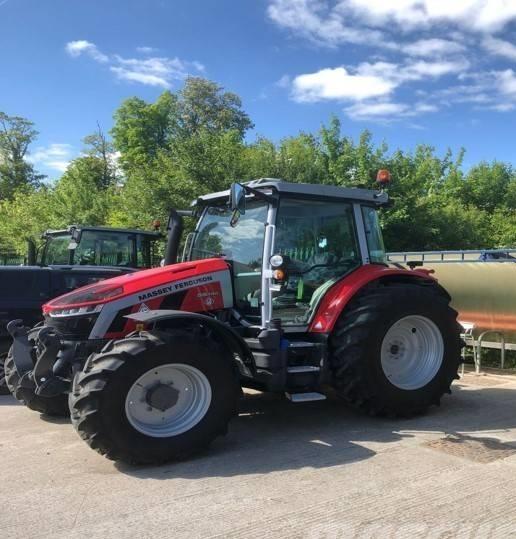Tractor - Massey Ferguson 5S.145