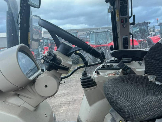 Tractor - Massey Ferguson 6713S ESD6
