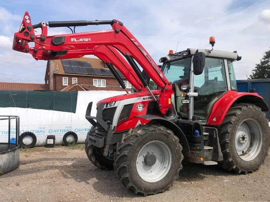 Tractor - Massey Ferguson 6S.135