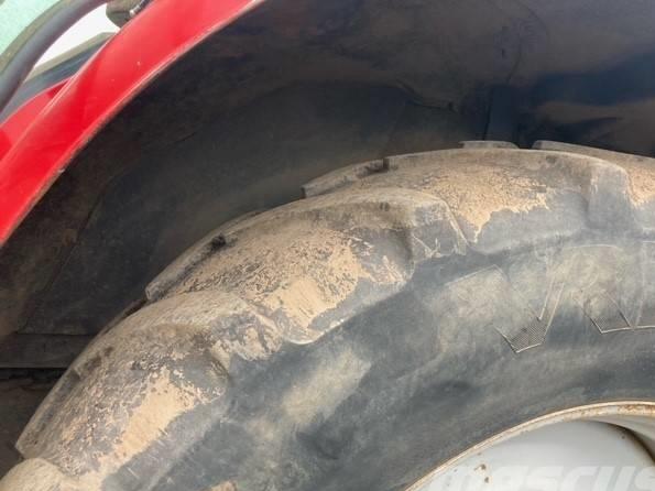 Tractor - Massey Ferguson 7618