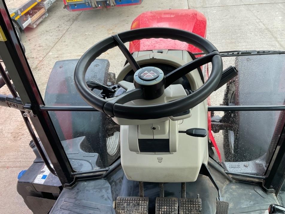 Tractor - Massey Ferguson 7720