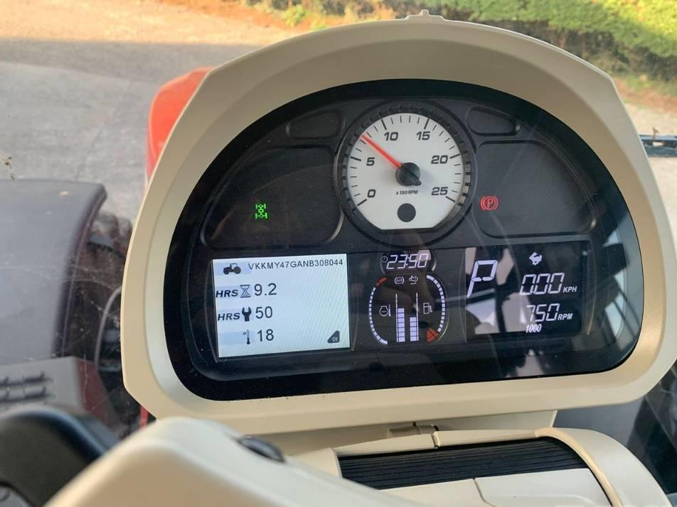 Tractor - Massey Ferguson 8735S EXDV