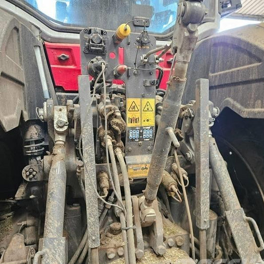 Tractor - Massey Ferguson 8S.205