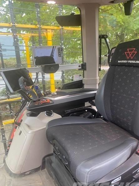 Tractor - Massey Ferguson 8S.305 EXDV