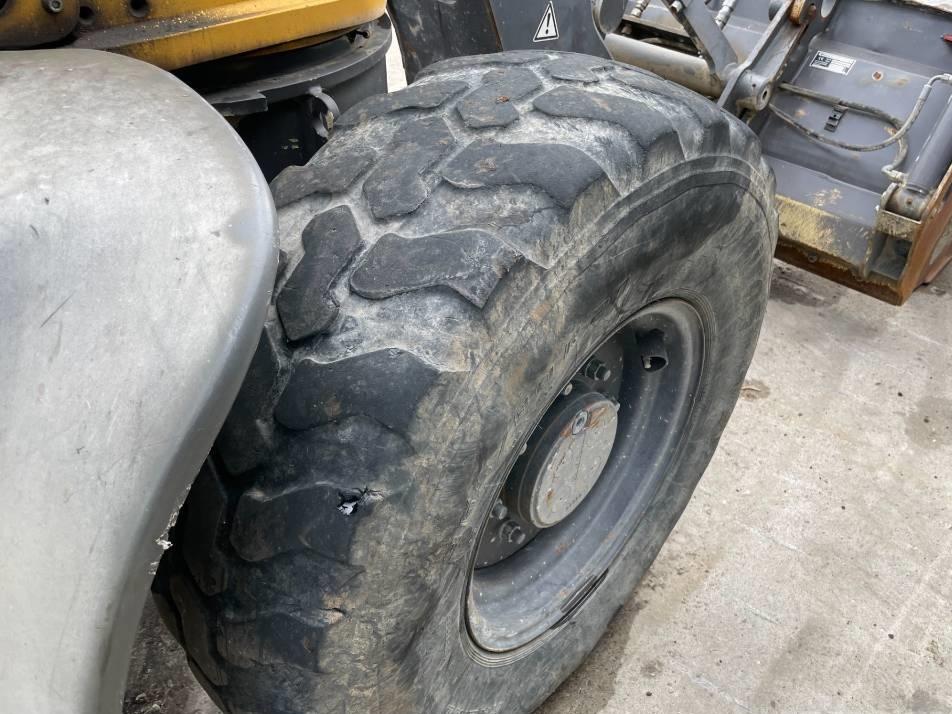 Incarcator frontal - Mecalac AS 700