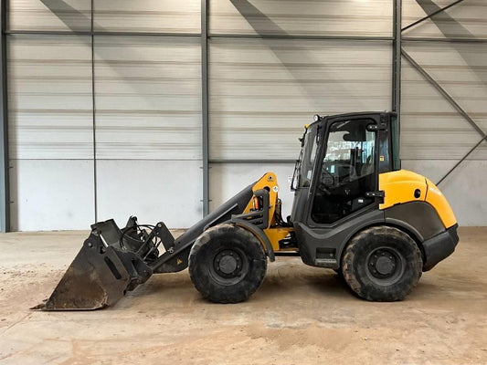 Incarcator frontal - Mecalac AX 850