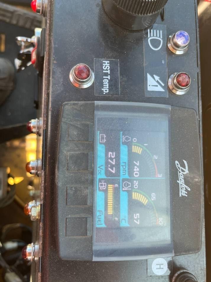 Dumper - Morooka MST 800 V D L