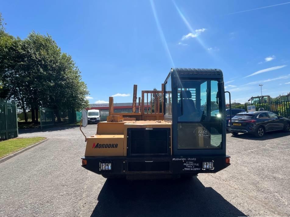 Dumper - Morooka MST 800 V D L