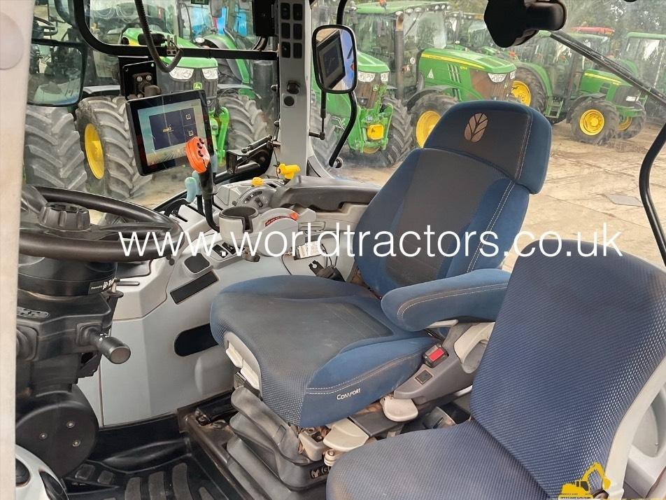 Tractor - New Holland T 7.210