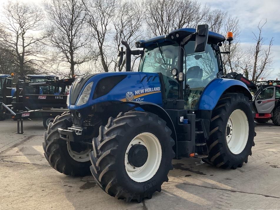 Tractor - New Holland T 7.210