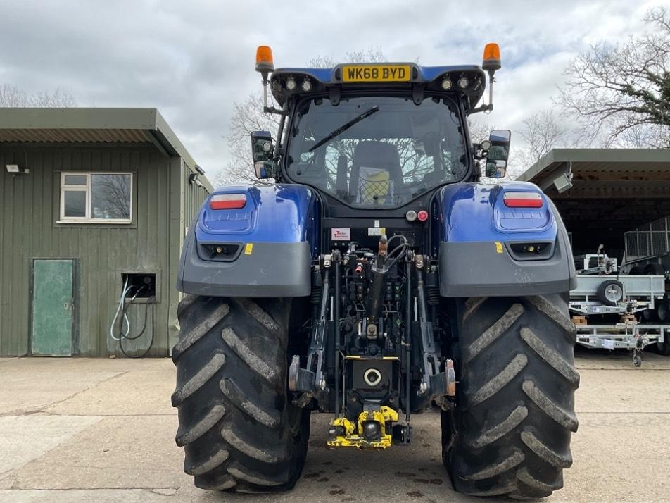 Tractor - New Holland T 7.315 AC