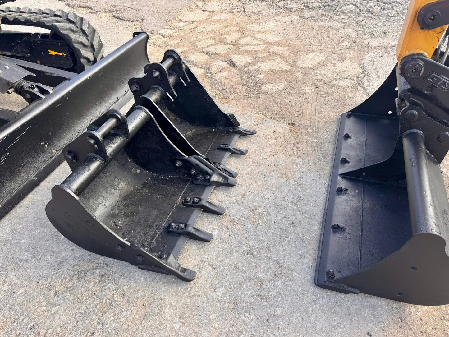 Miniexcavator- Sany SY35U