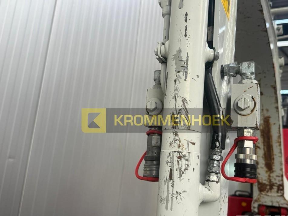 Miniexcavator - Takeuchi TB 210 R