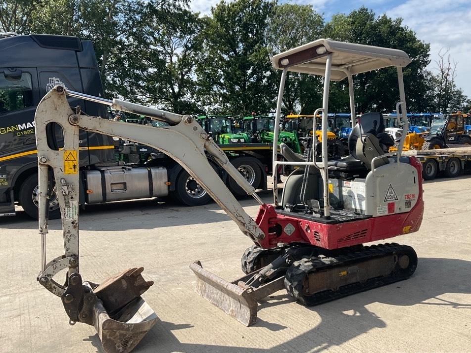 Miniexcavator - Takeuchi TB 216