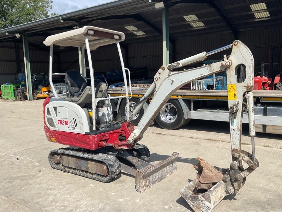 Miniexcavator - Takeuchi TB 216