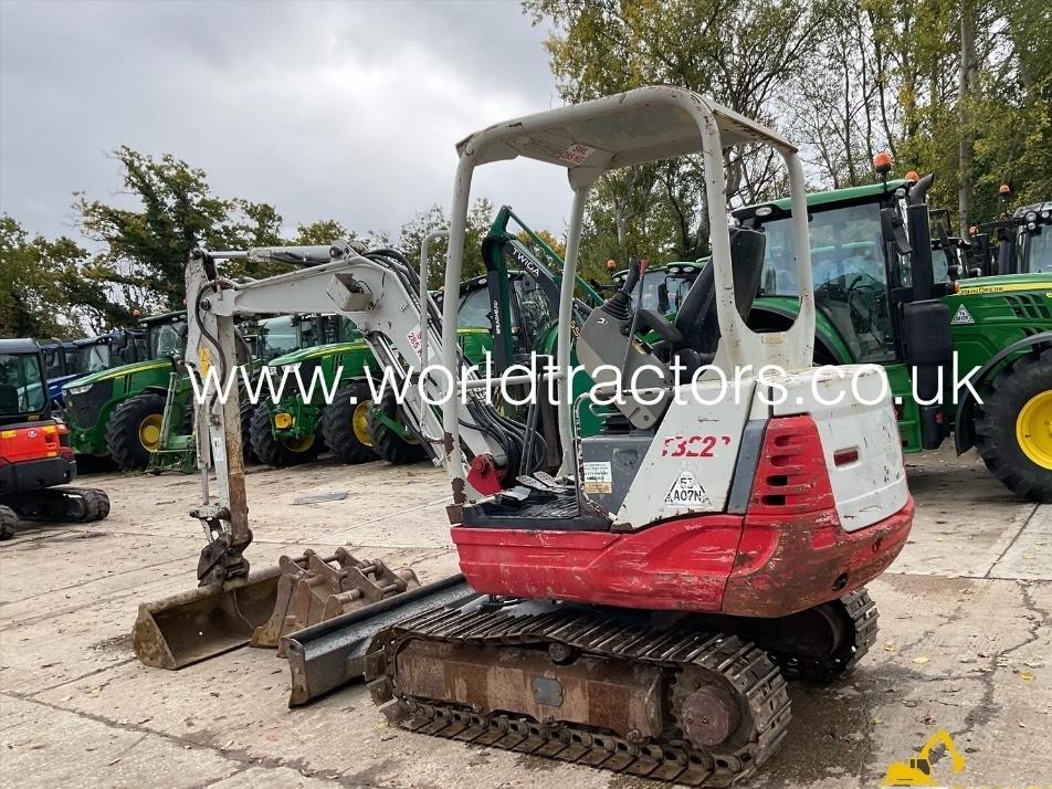 Miniexcavator - Takeuchi TB 228