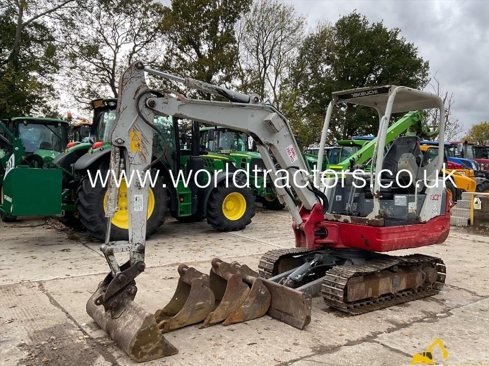 Miniexcavator - Takeuchi TB 228