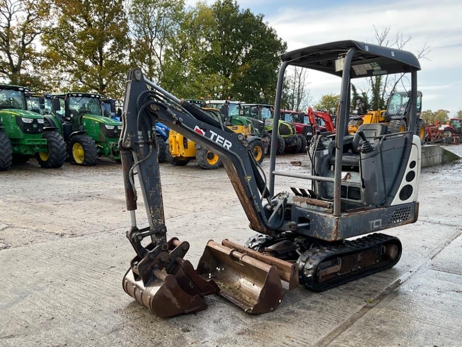 Miniexcavator - Terex TC 15
