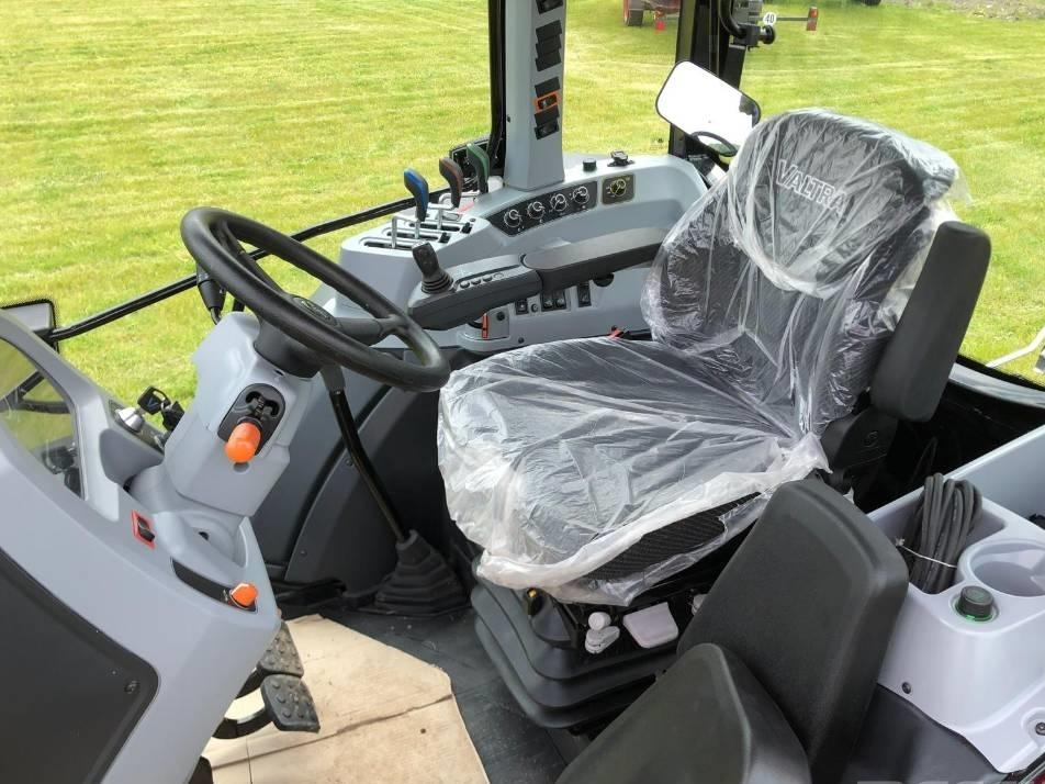 Tractor - Valtra A135LH TRACTOR