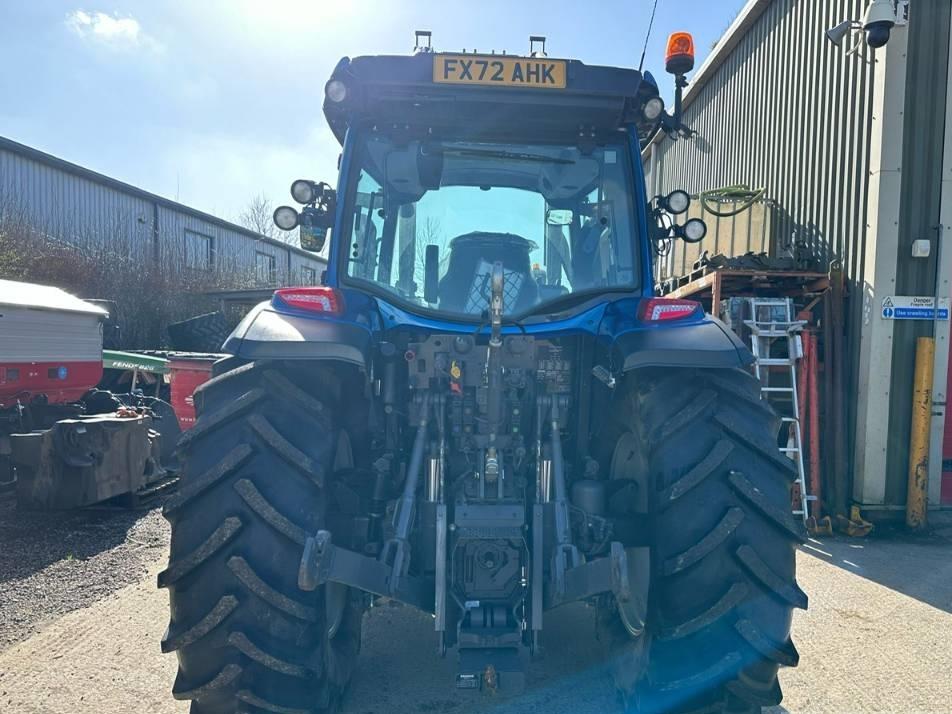 Tractor - Valtra G 125 EA