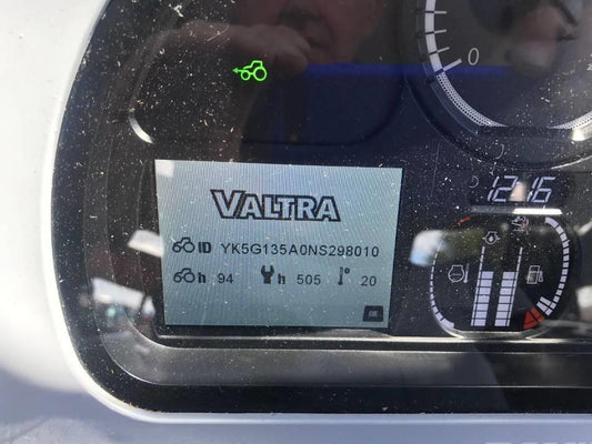 Tractor - Valtra G 135 A