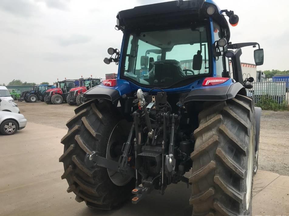 Tractor - Valtra G 135 A