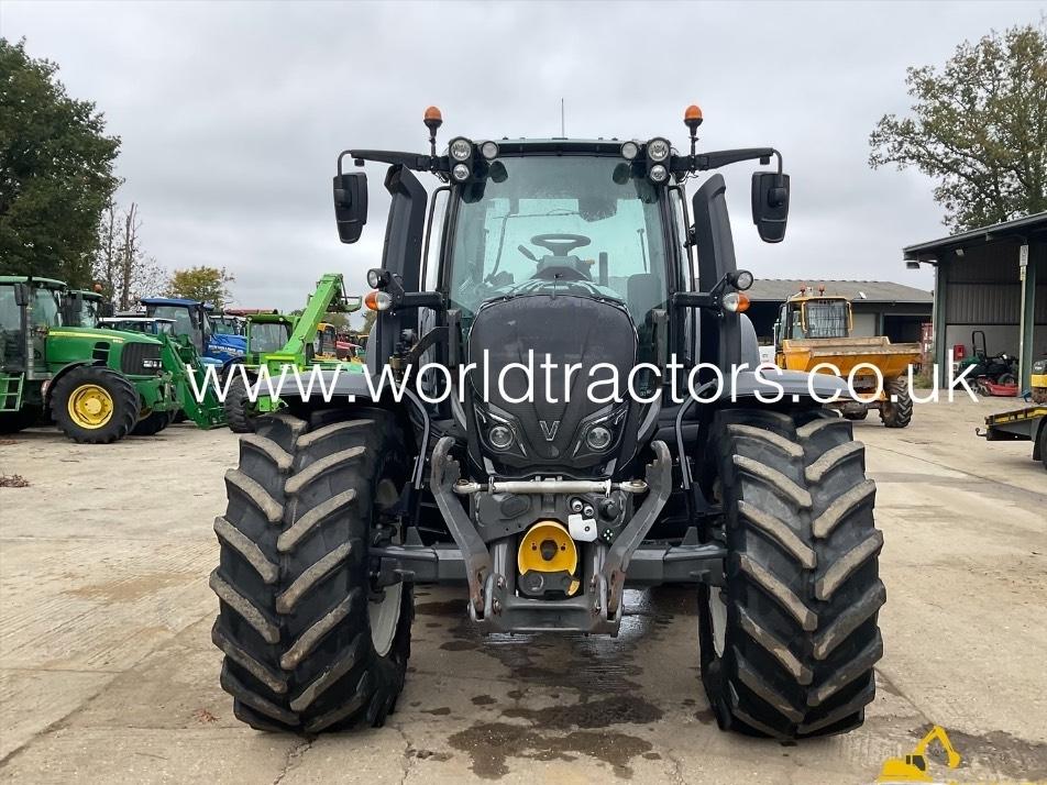 Tractor - Valtra N174